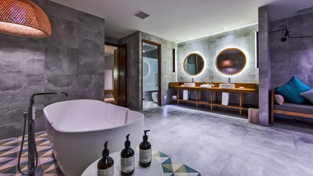 Beach-House-Bathroom-2