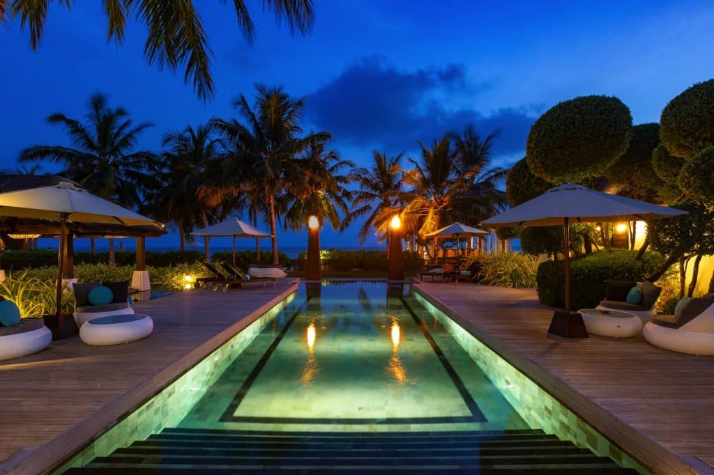 Royal-RESERVE-Exterior-6