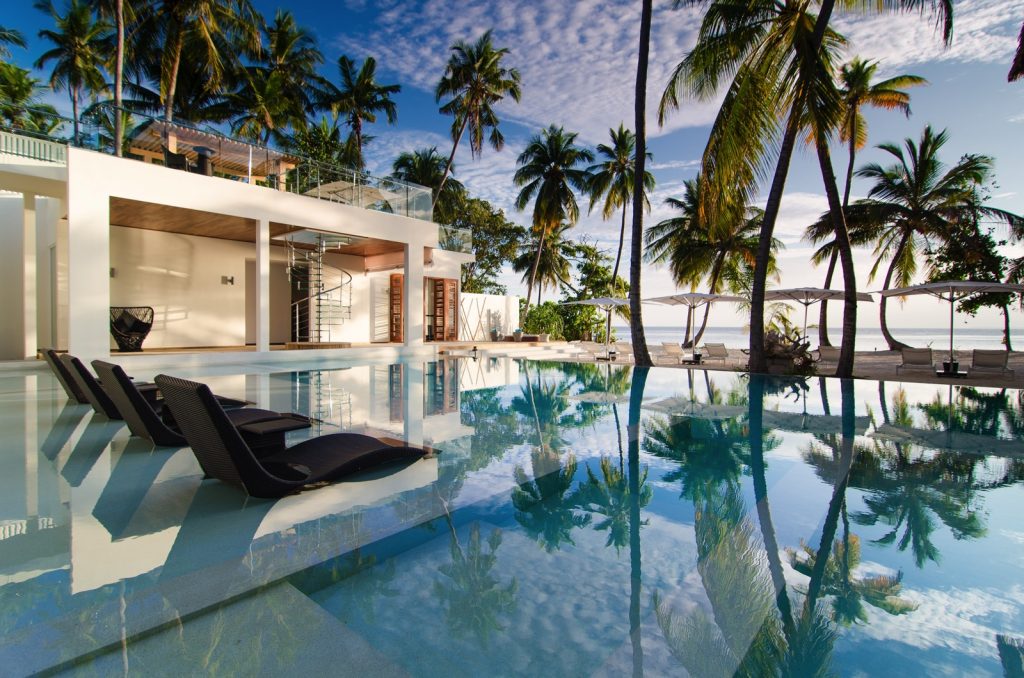 The-Amilla-Estate-6-Bedroom-Exterior-1