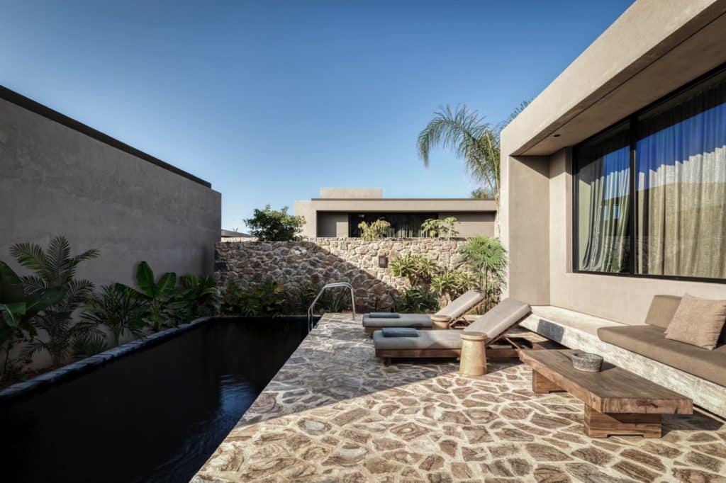 Tropical-Open-Plan-Suite-1