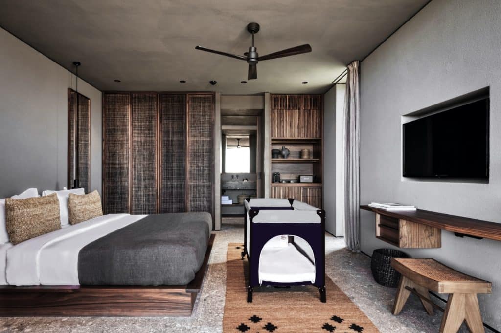 Tropical-family-bungalow