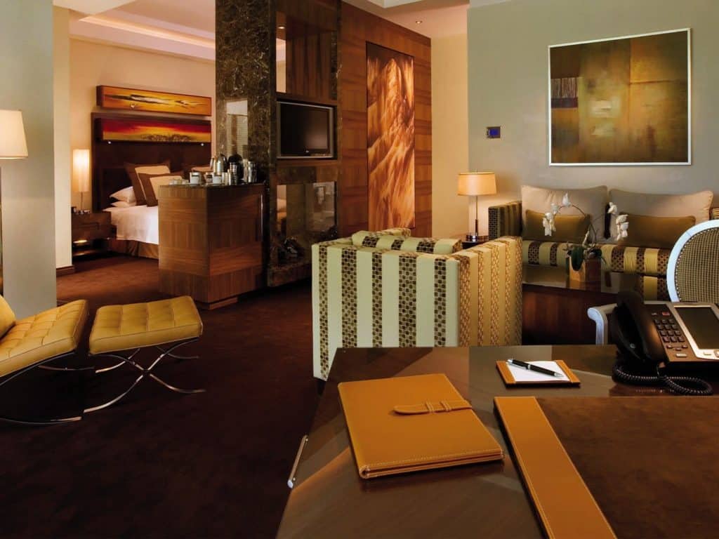 junior-suite-deluxe-2