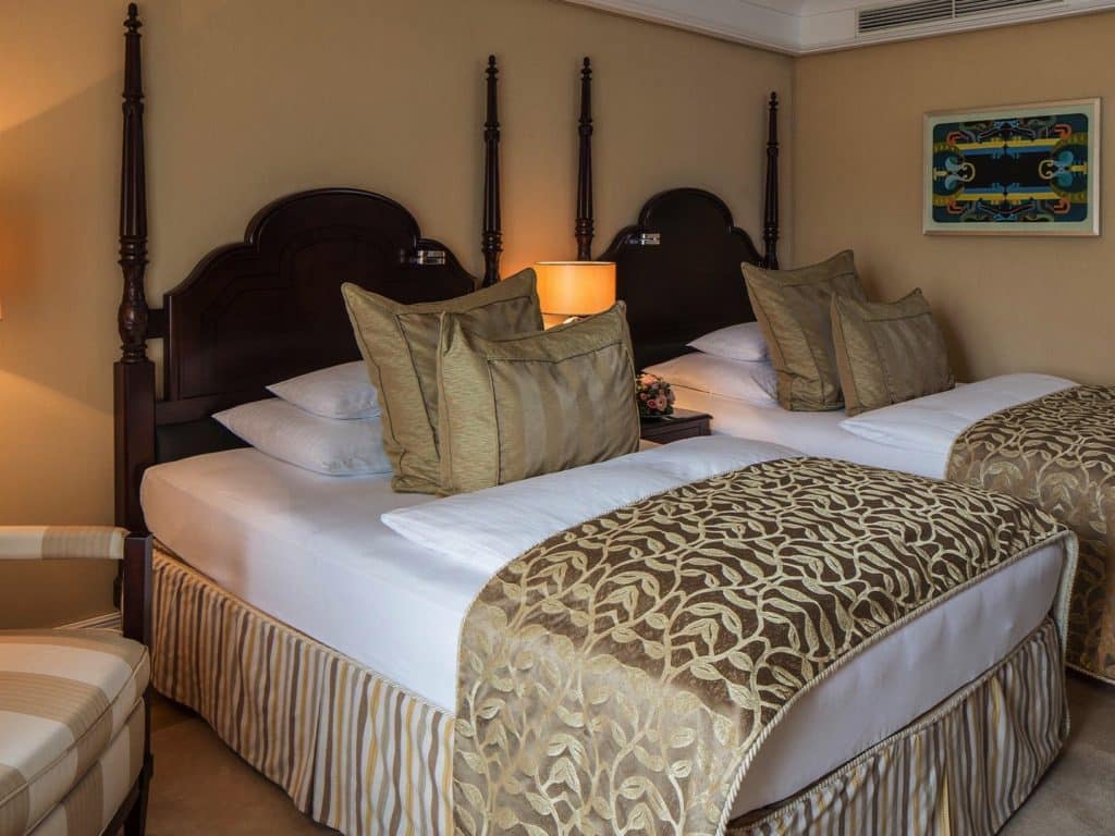 superior-room-twin-1