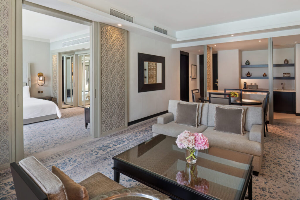 Palace Suite Lake View - Wohnzimmer