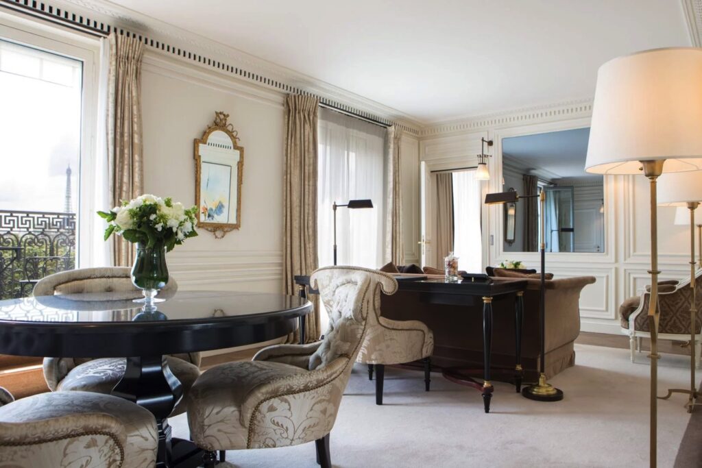 Eiffel Suite