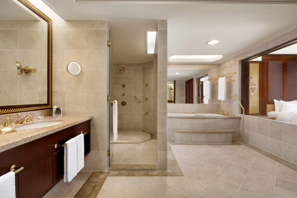 Al Husn Specialty Suite - Badezimmer