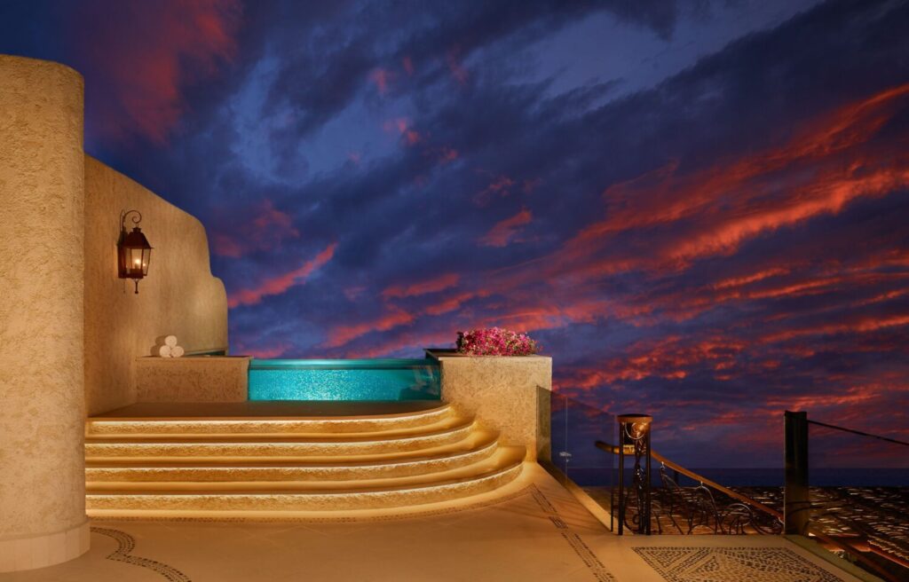 Three-Bedroom Penthouse Transpeninsular Rooftop Sitnature Residence Pool