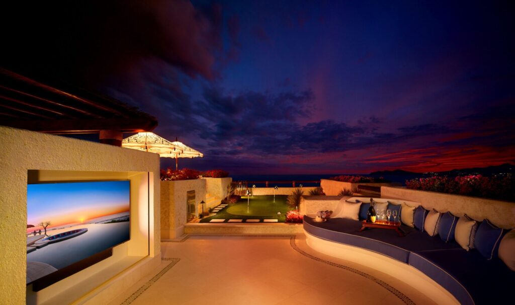 Three-Bedroom Penthouse Transpeninsular Rooftop Sitnature Residence Dachterrasse